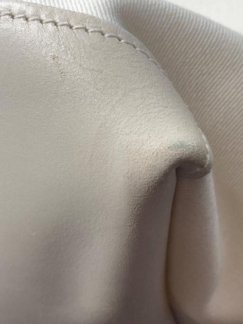 brady（ブレディ）Brady (ブレディ) AURALEE (オーラリー) ショルダーバッグ ホワイトの古着・服飾アイテム