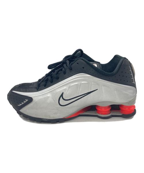 NIKE（ナイキ）NIKE (ナイキ) SHOX R4 METALLIC SILVER シルバー サイズ:26cmの古着・服飾アイテム