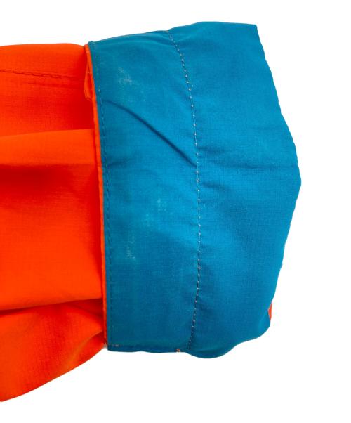 THE NORTH FACE（ザ ノース フェイス）THE NORTH FACE (ザ ノース フェイス) マウンテンパーカー オレンジ×ブルー サイズ:Sの古着・服飾アイテム