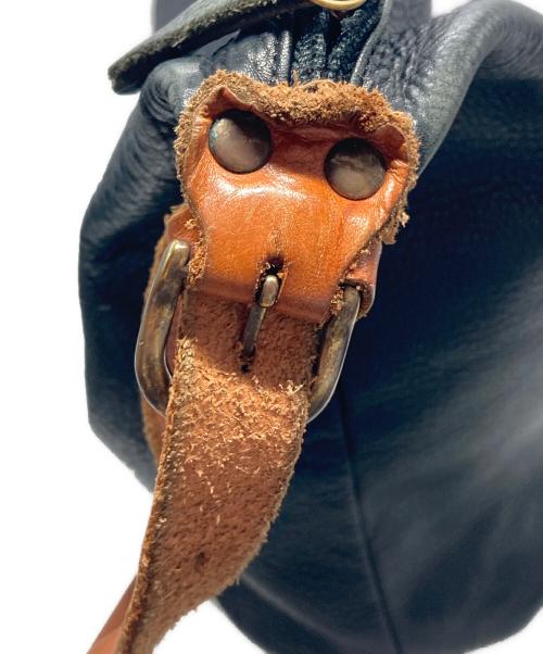 TIDE WAY（タイドウェイ）TIDE WAY (タイドウェイ) レザーショルダーバッグ ブラックの古着・服飾アイテム