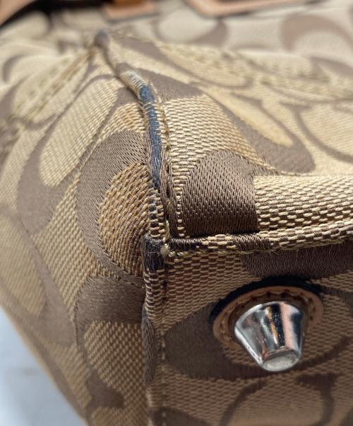 COACH（コーチ）COACH (コーチ) シグネチャーハンドバッグ ブラウンの古着・服飾アイテム