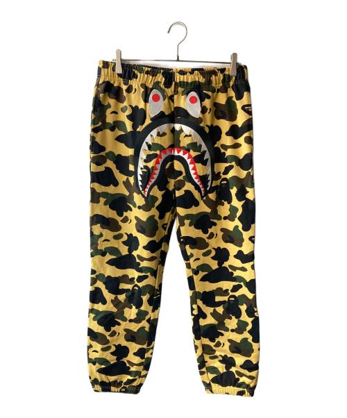 A BATHING APE（アベイシングエイプ）A BATHING APE (アベイシングエイプ) 1St Camo Shark Sweatpants ブラウン サイズ:Lの古着・服飾アイテム