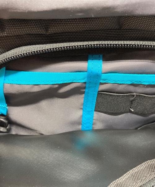 THULE（スーリー）THULE (スーリー) カメラバッグ グレーの古着・服飾アイテム