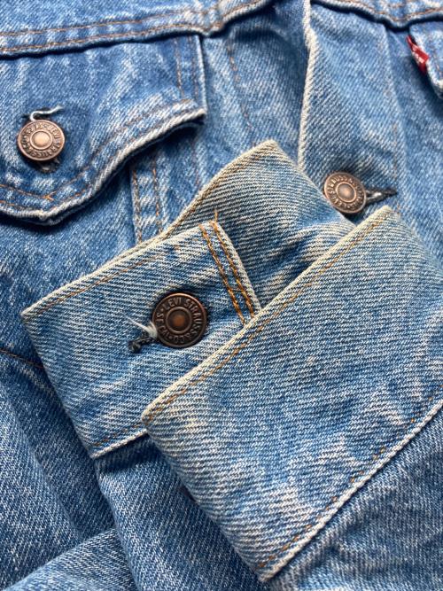 LEVI'S（リーバイス）LEVI'S (リーバイス) デニムジャケット インディゴ サイズ:36の古着・服飾アイテム