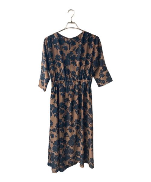 TOMORROW LAND（トゥモローランド）TOMORROW LAND (トゥモローランド) シャドーフラワープリント ウエストギャザーワンピース ブラウン サイズ:36の古着・服飾アイテム