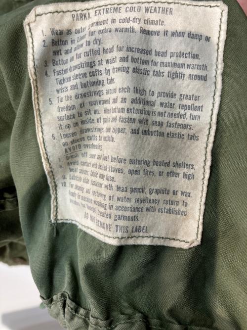 US ARMY（ユーエスアーミー）US ARMY (ユーエスアーミー) M-65フィッシュテールコート カーキ サイズ:MEDIUM-REGULARの古着・服飾アイテム