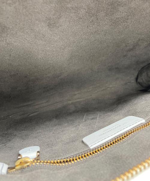 PELLE MORBIDA（ペッレモルビダ）PELLE MORBIDA (ペッレモルビダ) クラッチバッグ ホワイトの古着・服飾アイテム