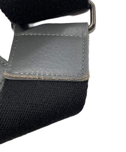 Vivienne Westwood（ヴィヴィアンウエストウッド）Vivienne Westwood (ヴィヴィアンウエストウッド) レザーショルダーバッグ グレーの古着・服飾アイテム