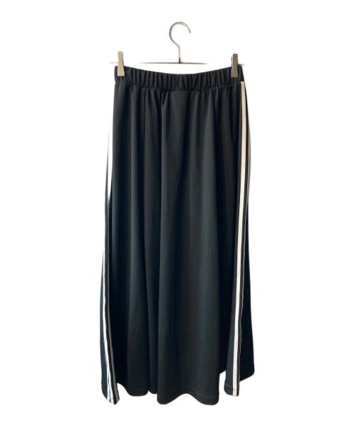 adidas（アディダス）adidas (アディダス) SST スカート ブラック サイズ:Ｍの古着・服飾アイテム
