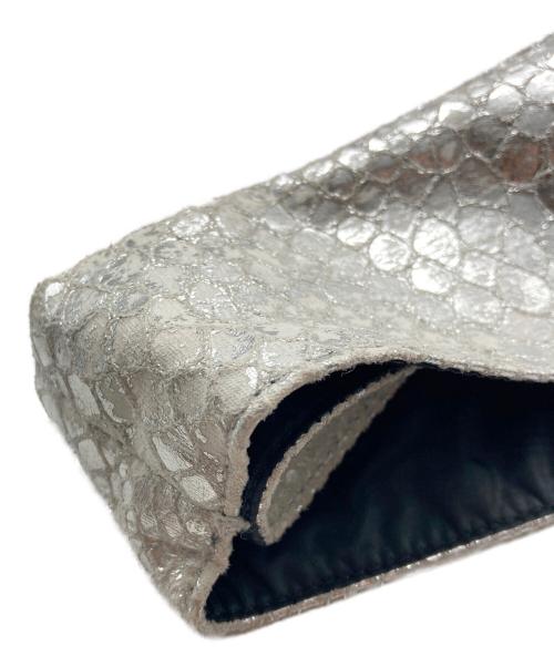 MM6 Maison Margiela（エムエムシックスメゾンマルジェラ）MM6 Maison Margiela (エムエムシックスメゾンマルジェラ) クロコ型押しショッピングトートバッグ シルバーの古着・服飾アイテム