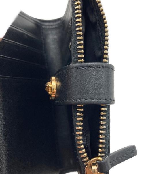 VERSACE（ヴェルサーチェ）VERSACE (ヴェルサーチェ) 2つ折り財布 ブラックの古着・服飾アイテム