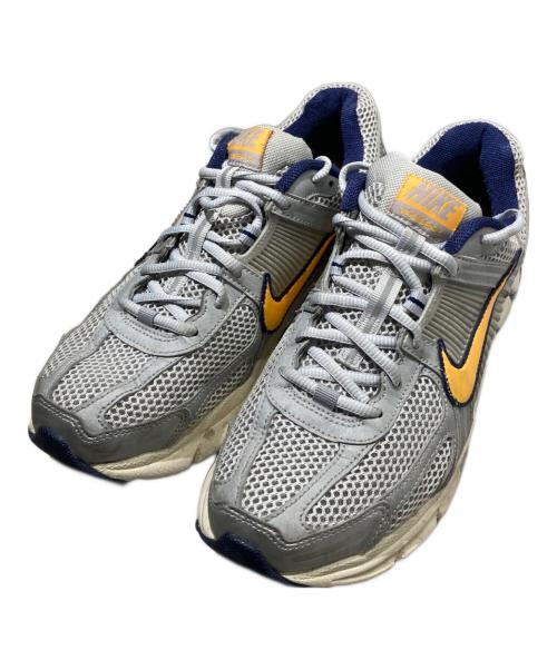 NIKE（ナイキ）NIKE (ナイキ) ZOOMVOMERO5 グレー サイズ:25.5の古着・服飾アイテム