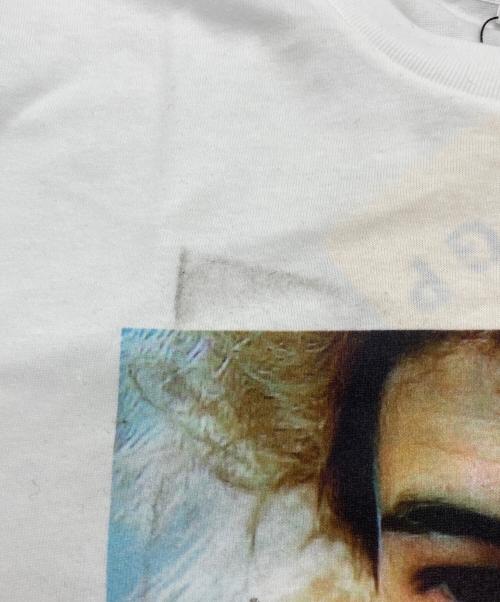 MEDICOM TOY LIFE ENTERTAINMENT（メディコムトイ・ライフエンターテイメント）MEDICOM TOY LIFE ENTERTAINMENT (メディコムトイ・ライフエンターテイメント) Tシャツ ホワイト サイズ:Ｍ 未使用品の古着・服飾アイテム