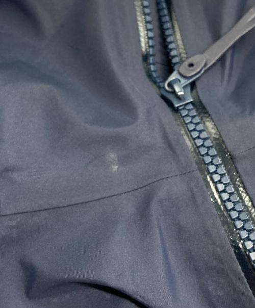 ARC'TERYX（アークテリクス）ARC'TERYX (アークテリクス) BETA SL JACKET ネイビー サイズ:Sの古着・服飾アイテム