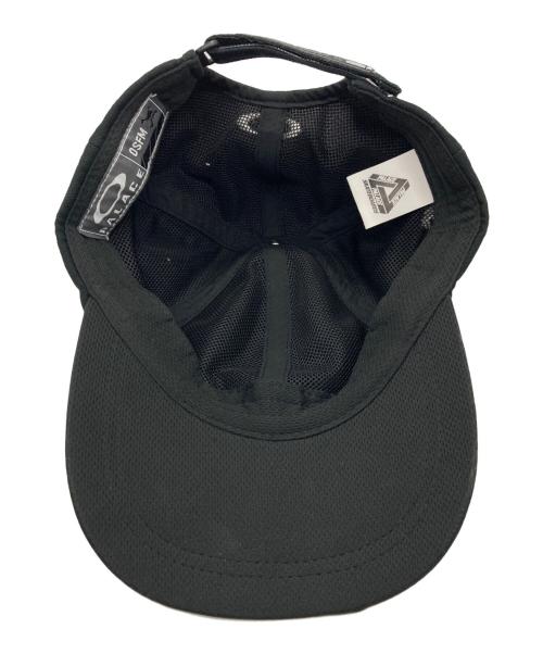 OAKLEY（オークリー）OAKLEY (オークリー) PALACE (パレス) メタルロゴキャップ ブラックの古着・服飾アイテム