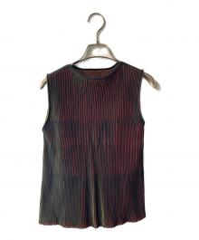 me ISSEY MIYAKE（ミーイッセイ ミヤケ）の古着「3D プリーツノースリーブニット」｜レッド×グリーン