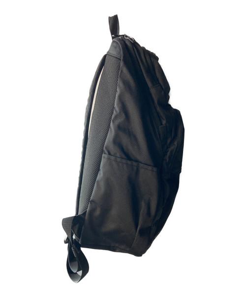 OAKLEY（オークリー）OAKLEY (オークリー) ESSENTIAL DAY PACK M 9.0 ブラックの古着・服飾アイテム