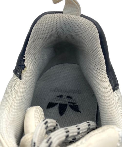 adidas（アディダス）adidas (アディダス) BALENCIAGA (バレンシアガ) Triple S コラボローカットスニーカー ホワイト×ブラック サイズ:27.5cmの古着・服飾アイテム