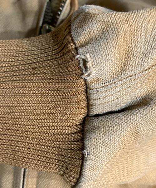 Carhartt WIP（カーハート ワーク イン プログレス）CARHARTT WIP (カーハート ワーク イン プログレス) アクティブジャケット ベージュ サイズ:Sの古着・服飾アイテム