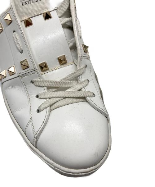 VALENTINO（ヴァレンティノ）VALENTINO (ヴァレンティノ) ロックスタッズローカットスニーカー ホワイト サイズ:42の古着・服飾アイテム
