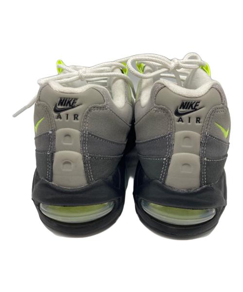 NIKE（ナイキ）NIKE (ナイキ) ローカットスニーカー グレー×イエロー サイズ:27.5の古着・服飾アイテム