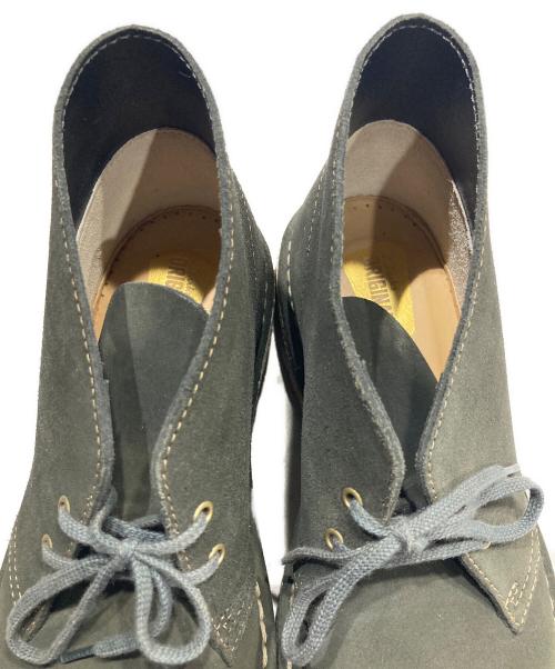 CLARKS（クラークス）CLARKS (クラークス) チャッカーブーツ グレー サイズ:24.5の古着・服飾アイテム