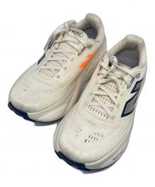 NEW BALANCE（ニューバランス）の古着「Fresh Foam X More v5」｜アイボリー