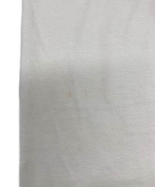PLAY COMME des GARCONS（プレイコムデギャルソン）PLAY COMME des GARCONS (プレイコムデギャルソン) T-Shirt With Red Emblem ホワイト サイズ:XXSの古着・服飾アイテム