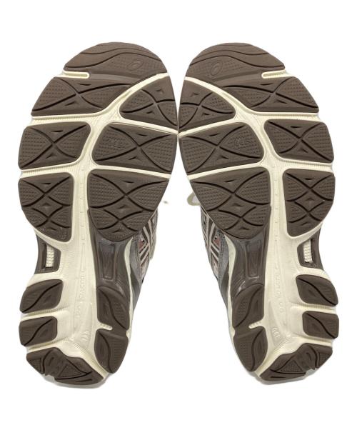 asics（アシックス）asics (アシックス) GEL-NYC  ローカットスニーカー ピンクベージュ×ホワイト サイズ:25cmの古着・服飾アイテム