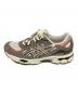 asics (アシックス) GEL-NYC  ローカットスニーカー ピンクベージュ×ホワイト サイズ:25cm：10000円