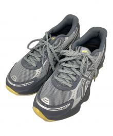 asics（アシックス）の古着「GEL-KINETIC FLUENT ローカットスニーカー」｜グレー