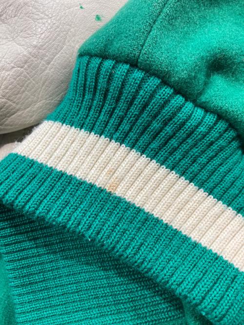 J.PRESS（ジェイプレス）J.PRESS (ジェイプレス) スタジャン グリーン×ホワイト サイズ:Lの古着・服飾アイテム