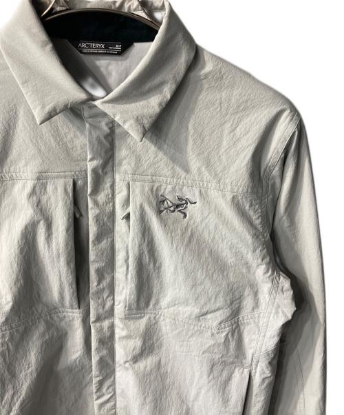 ARC'TERYX（アークテリクス）ARC'TERYX (アークテリクス) クロニン インサレーテッド オーバーシャツ グレー サイズ:Sの古着・服飾アイテム
