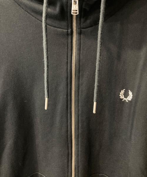 FRED PERRY（フレッドペリー）FRED PERRY (フレッドペリー) Hooded Zip Through Sweatshirt ブラック サイズ:Mの古着・服飾アイテム
