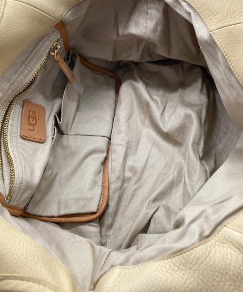 UGG（アグ）UGG (アグ) レザーワンショルダートートバッグ ベージュの古着・服飾アイテム