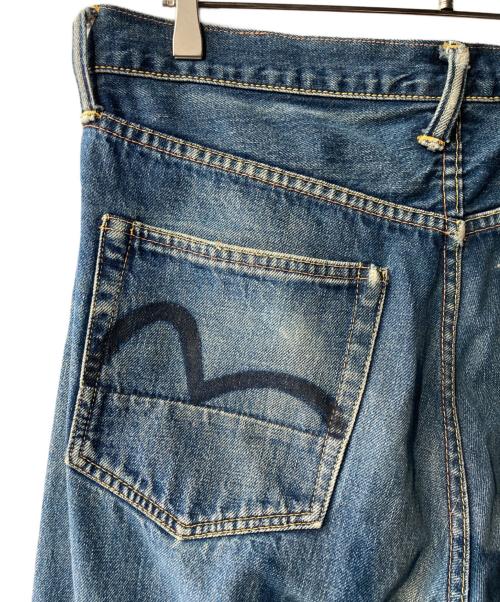 EVISU（エヴィス）EVISU (エヴィス) カモメプリントボタンフライデニムパンツ インディゴ サイズ:W84の古着・服飾アイテム