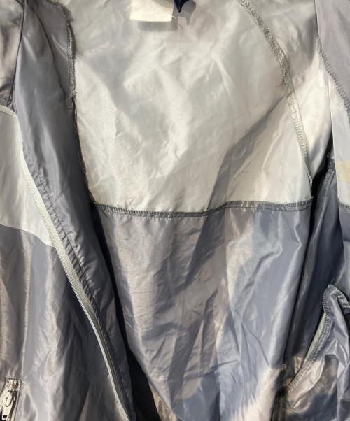 NIKE（ナイキ）NIKE (ナイキ) フーデッドナイロンジャケット グレー サイズ:Mの古着・服飾アイテム