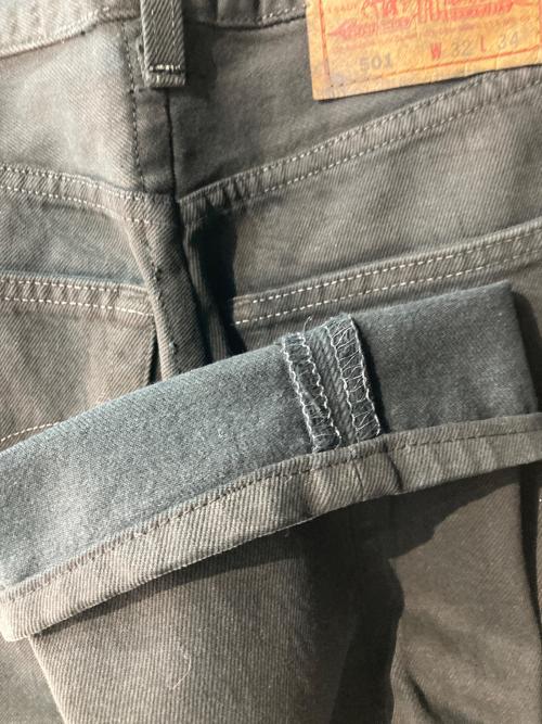 LEVI'S（リーバイス）LEVI'S (リーバイス) 501 デニムパンツ ブラック サイズ:W32 L34の古着・服飾アイテム