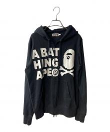 A BATHING APE（アベイシングエイプ）の古着「PIRATE STORE ロゴプリントジップパーカー」｜ブラック