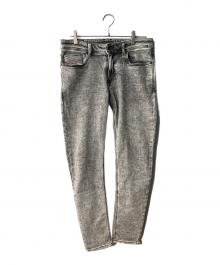 DIESEL（ディーゼル）の古着「1979 SLEENKER デニムパンツ」｜グレー