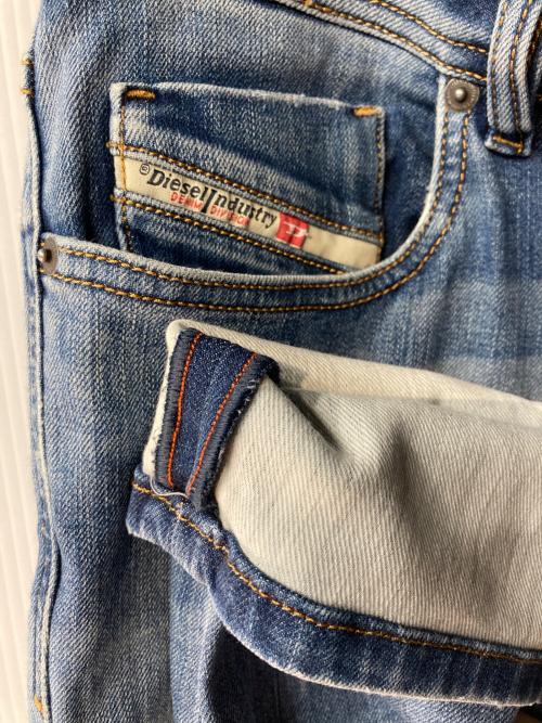 DIESEL（ディーゼル）DIESEL (ディーゼル) 1979 SLEENKER デニムパンツ インディゴ サイズ:30の古着・服飾アイテム