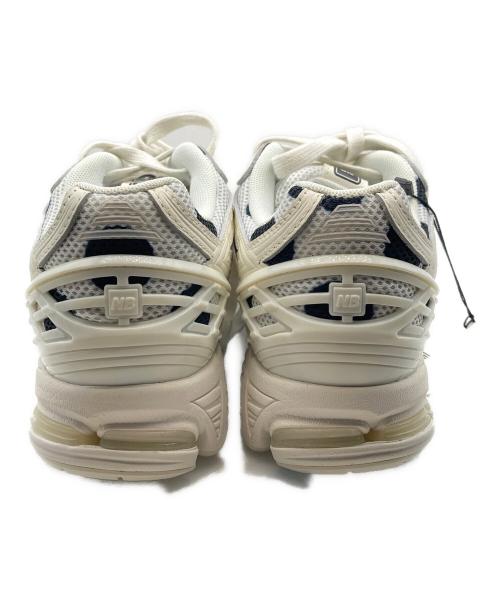 NEW BALANCE（ニューバランス）NEW BALANCE (ニューバランス) ローカットスニーカー ホワイト×ブラック サイズ:27cmの古着・服飾アイテム