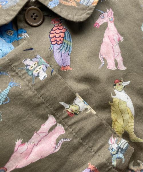 UNDERCOVER（アンダーカバー）UNDERCOVER (アンダーカバー) 25AW モンスター総柄ライトモールCoサテンパジャマ ベージュ サイズ:3の古着・服飾アイテム