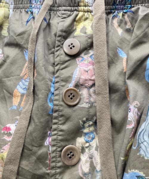 UNDERCOVER（アンダーカバー）UNDERCOVER (アンダーカバー) 25AW モンスター総柄ライトモールCoサテンパジャマ ベージュ サイズ:3の古着・服飾アイテム