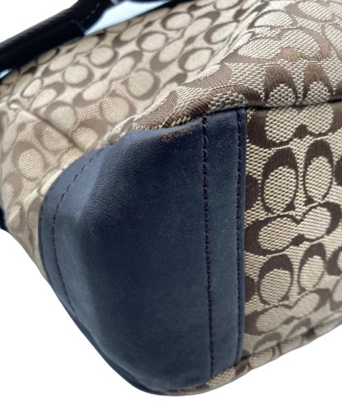 COACH（コーチ）COACH (コーチ) シグネチャーショルダーバッグ ブラウンの古着・服飾アイテム