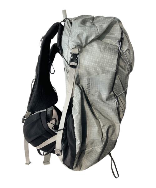 ARC'TERYX（アークテリクス）ARC'TERYX (アークテリクス) AERIOS 45 BACKPACK WOMEN/ エアリオス 45 バックパック グレーの古着・服飾アイテム
