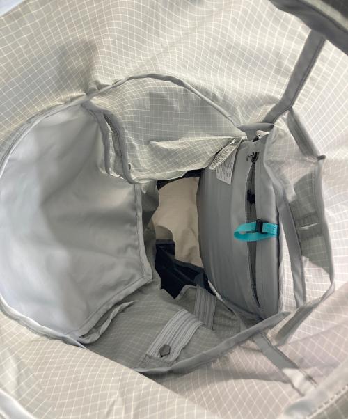 ARC'TERYX（アークテリクス）ARC'TERYX (アークテリクス) AERIOS 45 BACKPACK WOMEN/ エアリオス 45 バックパック グレーの古着・服飾アイテム