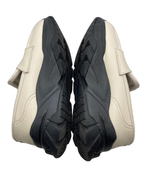 PUMA（プーマ）PUMA (プーマ) LOAFYR WNS ALPINE SNOW-PUMA BLACK ベージュ×ブラック サイズ:24.5cmの古着・服飾アイテム
