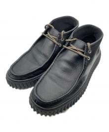 CLARKS（クラークス）の古着「Torhill hi レザーチャッカブーツ」｜ブラック