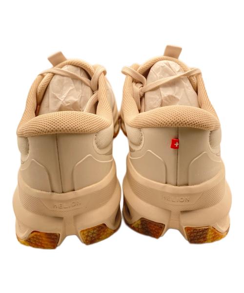 on（オン）on (オン) LOEWE (ロエベ) Cloudventure LOEWE 2 ローカットスニーカー Sand サイズ:27cmの古着・服飾アイテム